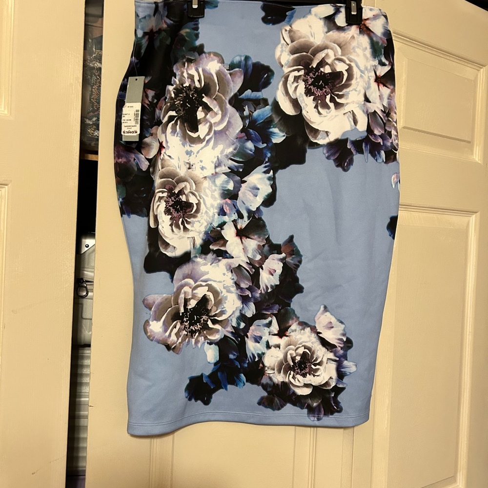 Apt. 9 Blue Floral Pencil Skirt